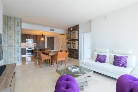 88 SW 7th St 3405, Miami, Florida 33130, USA