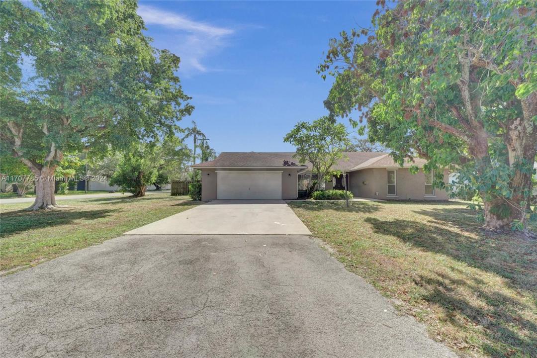620 NE 2ND STREET, Pompano Beach, フロリダ 33060, アメリカ合衆国