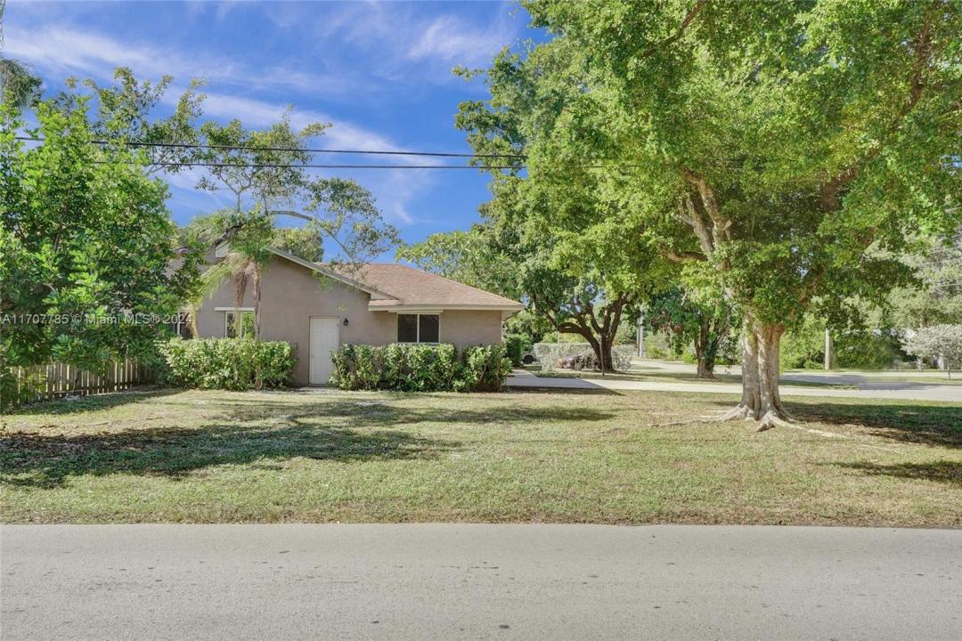 620 NE 2ND STREET, Pompano Beach, フロリダ 33060, アメリカ合衆国