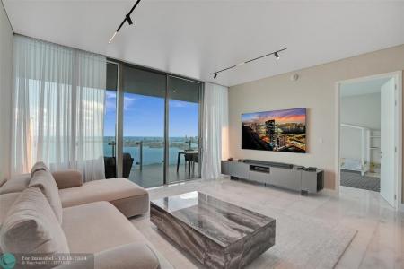 700 NE 26th ter 4702, Miami, Florida 33137