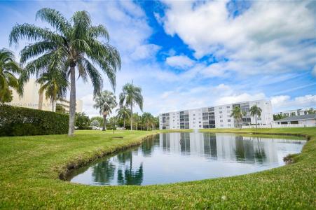 190 SE 5th Ave 202, Dania Beach, Florida 33004, USA
