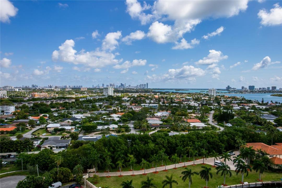 1800 NE 114th St 1911, Miami, Floride 33181, États-Unis