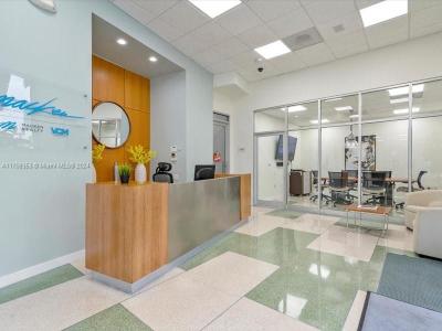 2404 Hollywood Blvd, Hollywood, Florida 33020, USA