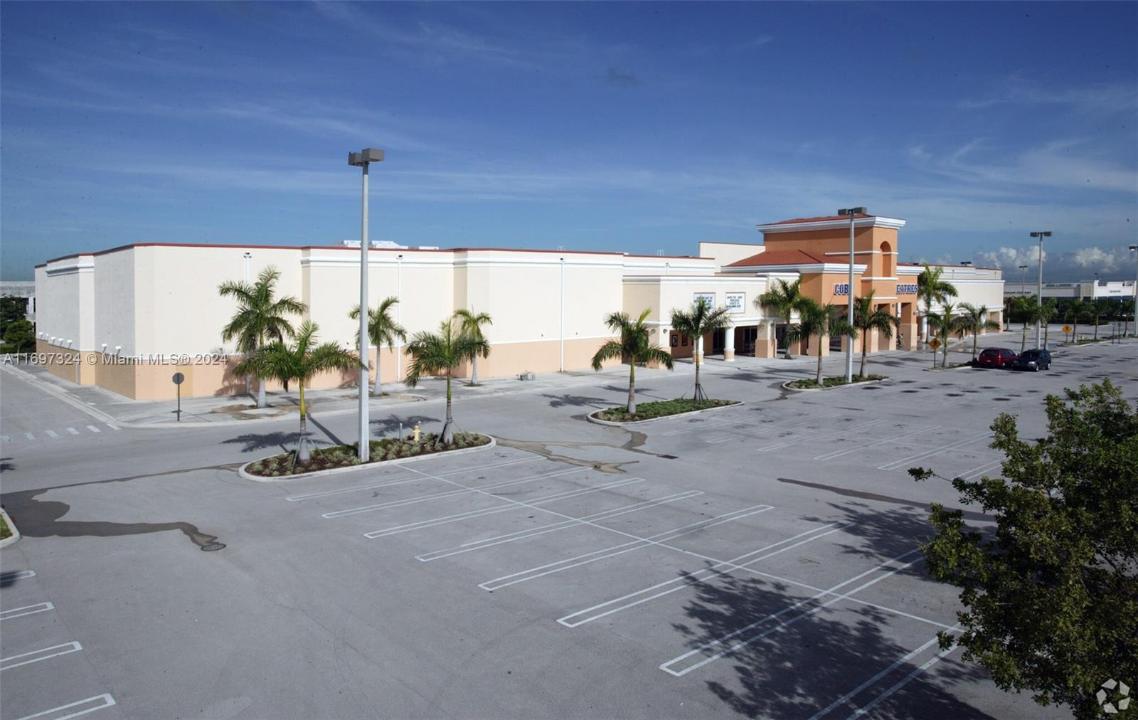 17355 NW 59th Ave, Hialeah, 플로리다 33015, 미국