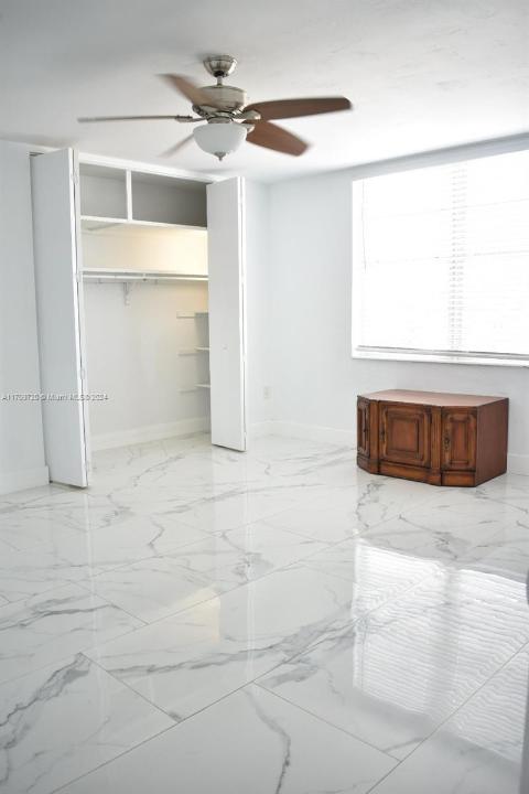 8024 Tatum Waterway Dr 5A, Miami Beach, Florida 33141, Estados Unidos