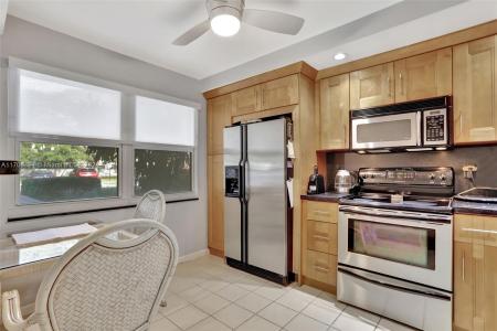 2301 Lucaya Ln M1, Coconut Creek, Florida 33066, USA
