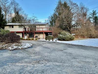 23 Diane Boulevard, Fallsburg, New York 12789