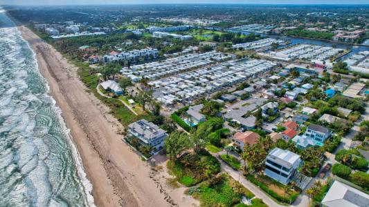 5015 N Old Ocean Boulevard, Ocean Ridge, Florida 33435