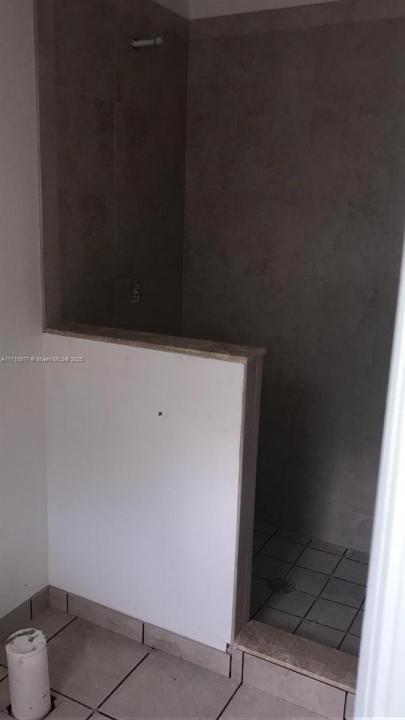388 NE 208th Ter 388, Miami, Florida 33179, Stati Uniti
