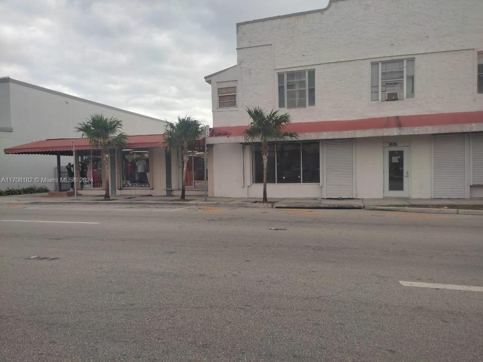 1626 W Flagler St, Miami, Florida 33135