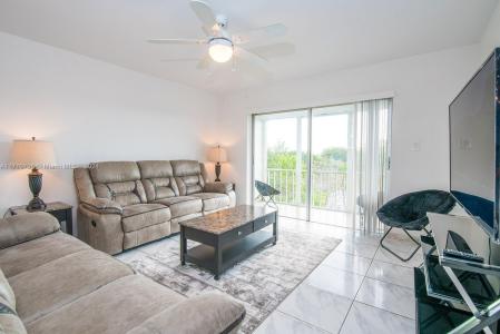 4650 Washington St 502, Hollywood, Florida 33021, USA