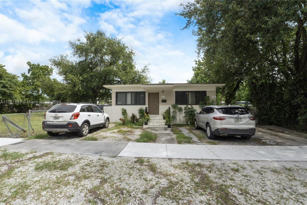 175 NW 68th St, Miami, Florida 33150, HOA KỲ