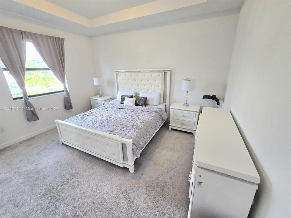 20366 NW 4th Path 20366, Miami Gardens, Florida 33169, USA