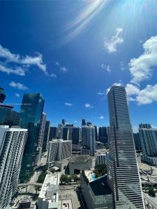151 SE 1st St 3307, Miami, Florida 33131, USA