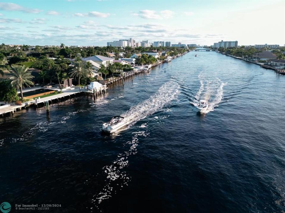 4621 W Tradewinds Ave, Lauderdale By The Sea, Florida 33308