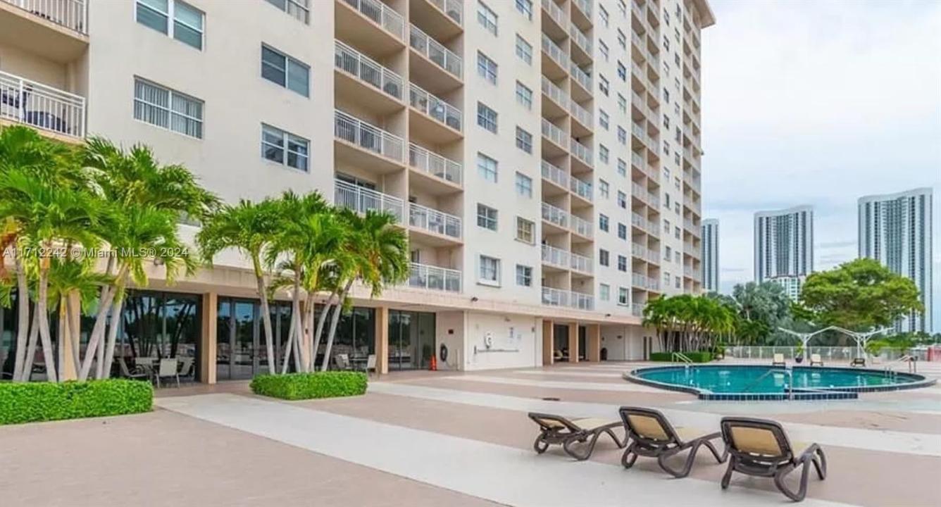 400 Kings Point Dr 1410, Sunny Isles Beach, Florida 33160, HOA KỲ