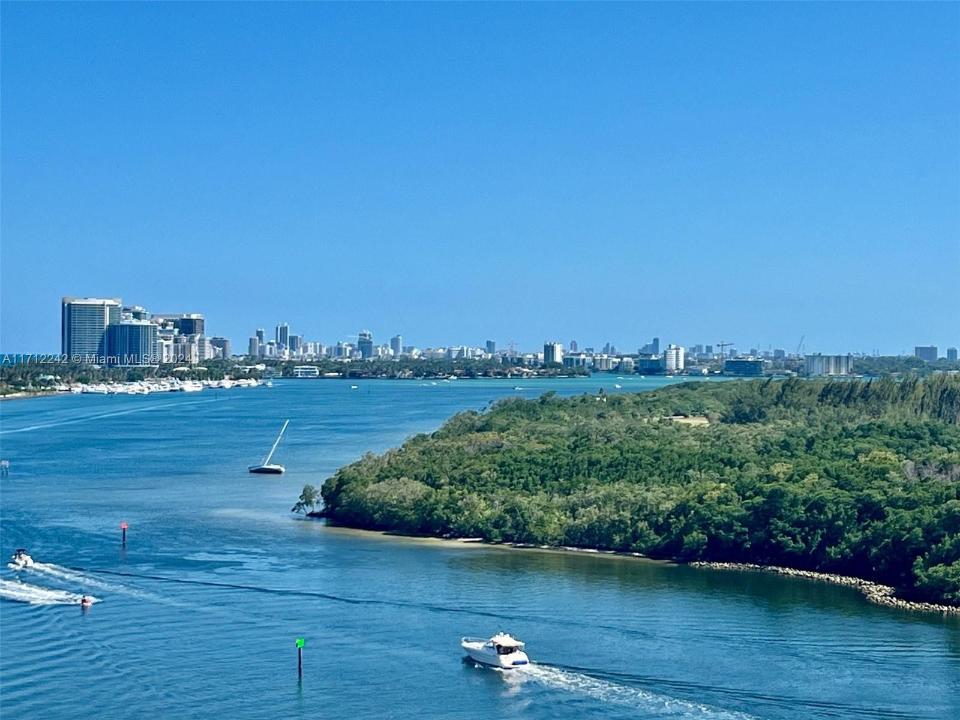 400 Kings Point Dr 1410, Sunny Isles Beach, Florida 33160, HOA KỲ