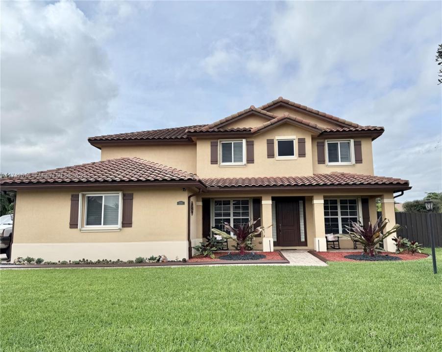 2190 NW 16th Pl, Homestead, פלורידה 33030, ארצות הברית של אמריקה 