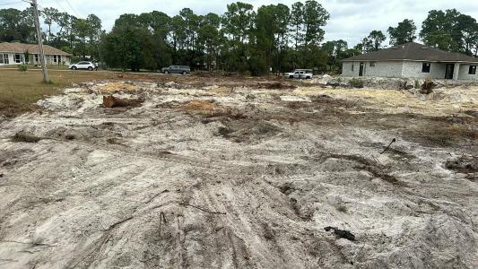 2704 Leeland Heights Boulevard Boulevard, Lehigh Acres, Florida 33936