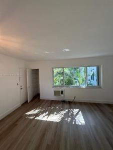 10074 E Bay Harbor Dr 74C, Bay Harbor Islands, Florida 33154, USA