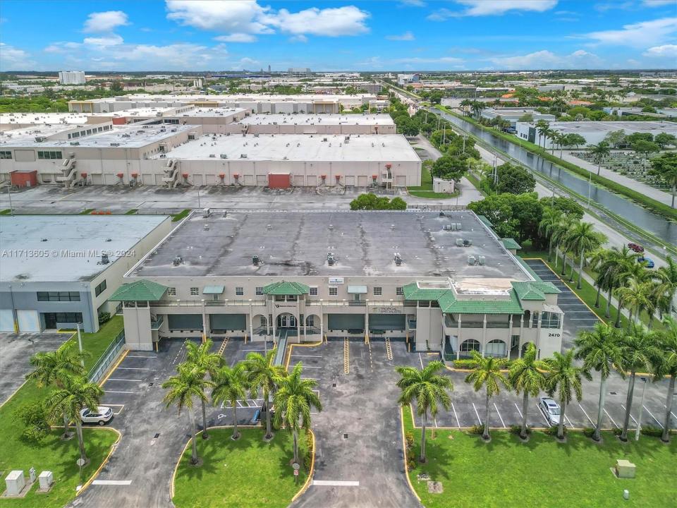 2470 NW 102nd Pl 203, Doral, Florida 33172