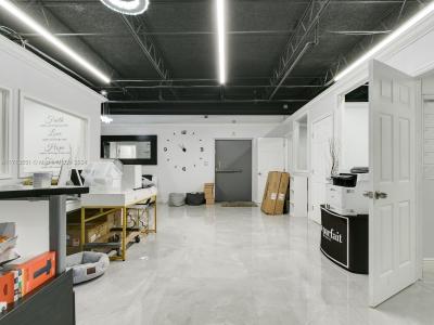 2801 Greene St Bay 3A, Hollywood, Florida 33020, USA