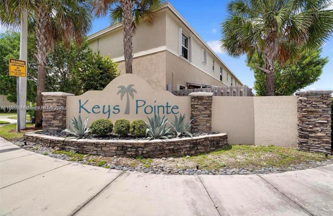 495 NE 5th Ln, Florida City, Florida 33034, Estados Unidos