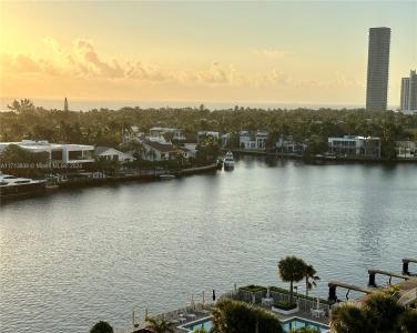 20515 E Country Club Dr 1048, Aventura, Florida 33180, USA