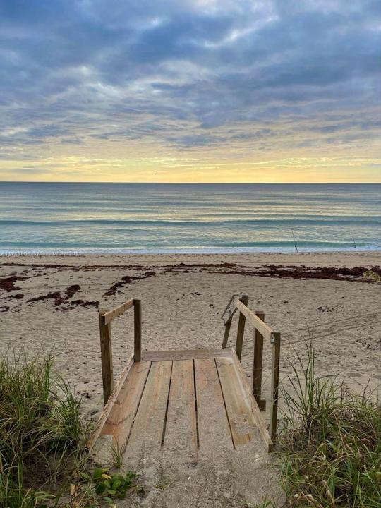 9940 S Ocean Dr 104, Jensen Beach, Floride 34957, États-Unis