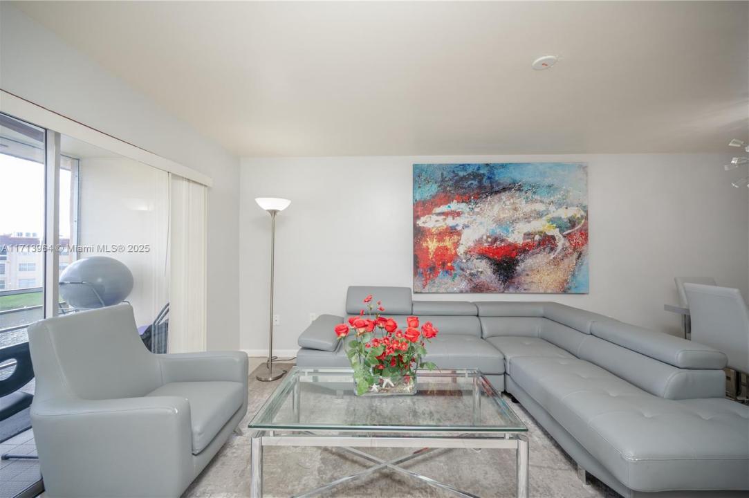 8861 Sunrise Lakes Blvd 301, Sunrise, Florida 33322, Amerika Birleşik Devletleri