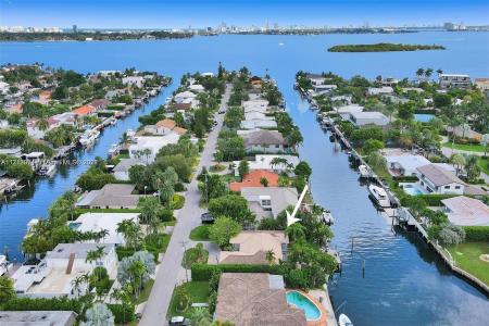 1850 NE 118th Rd, North Miami, פלורידה 33181, ארצות הברית של אמריקה 