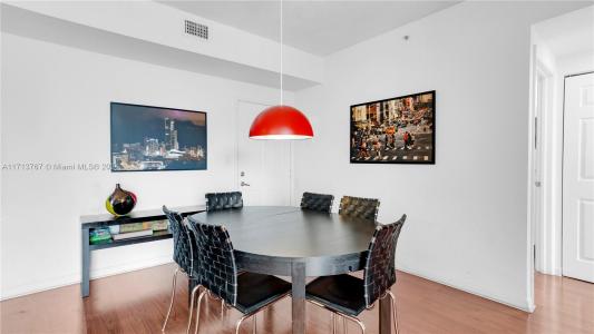 275 NE 18th Street 1005, Miami, Florida 33132, USA
