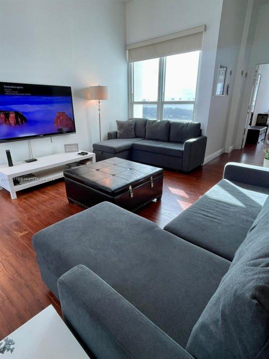 5445 Collins Ave TS7, Miami Beach, Floride 33140, États-Unis