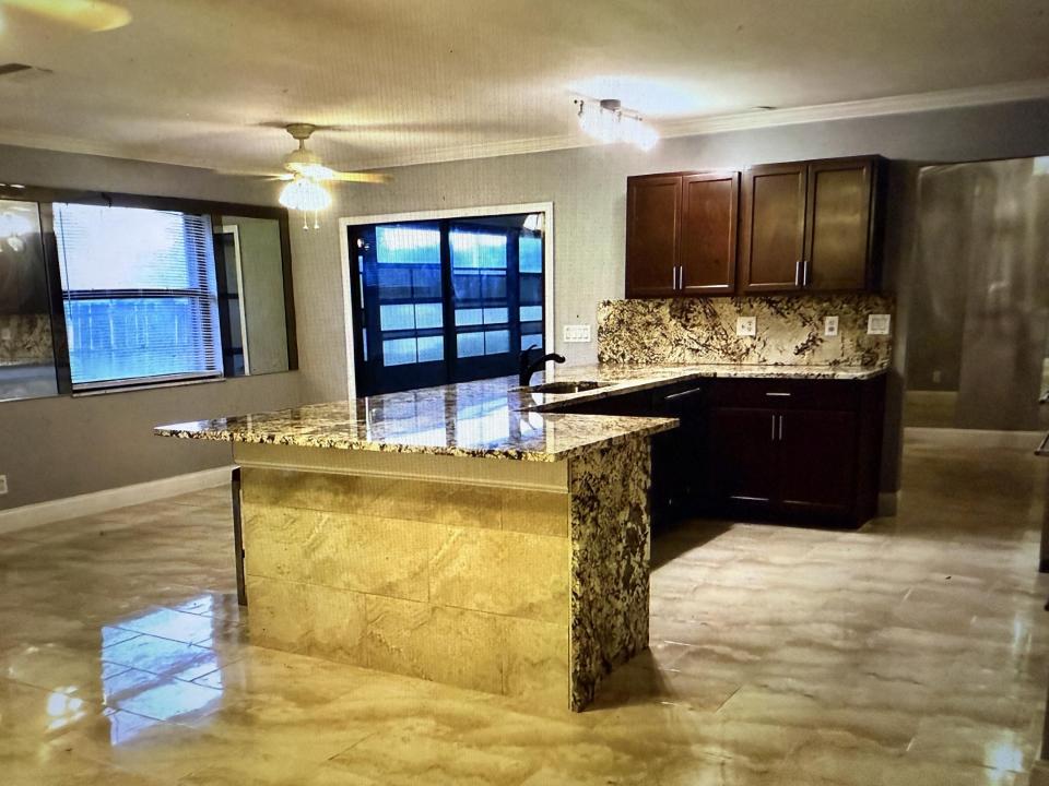 101 Ponce De Leon Street, Royal Palm Beach, Florida 33411