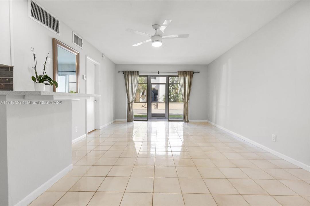 3040 NE 16th Ave 104, Oakland Park, فلوريدا 33334, الولايات المتحدة
