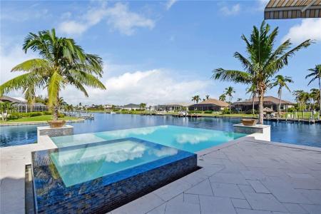 2801 SW 39th TER, Cape Coral, Florida 33914, USA