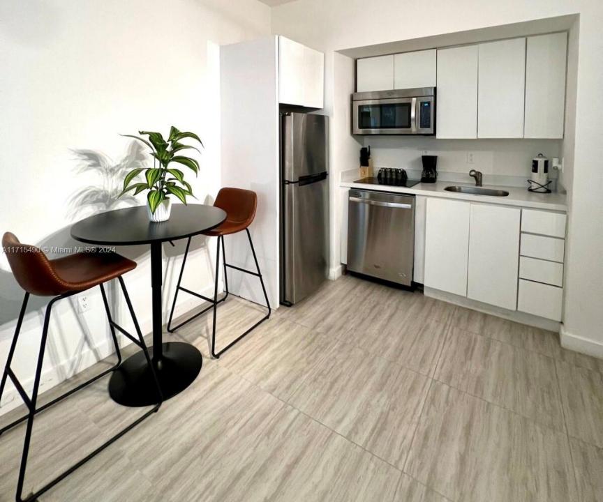 1611 Meridian Ave 102, Miami Beach, فلوريدا 33139, الولايات المتحدة