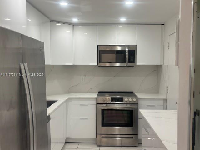 300 Bayview Dr 509, Sunny Isles Beach, Флорида 33160, Соединенные Штаты