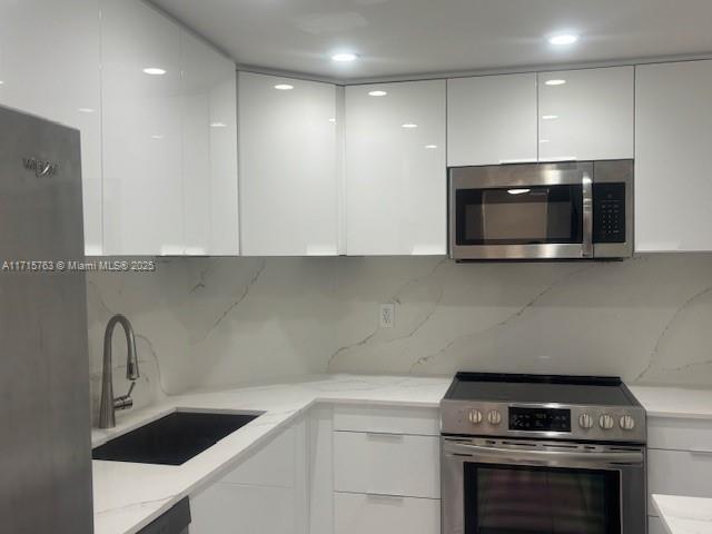 300 Bayview Dr 509, Sunny Isles Beach, Флорида 33160, Соединенные Штаты