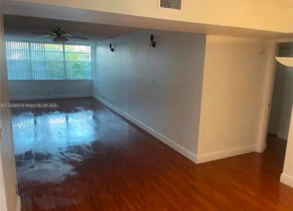 6700 Cypress Rd 512, Plantation, Florida 33317, Stati Uniti