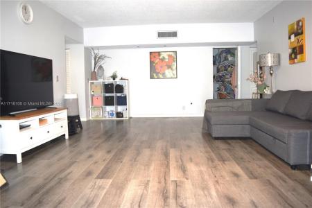 6328 W Longboat Ln W 204, Boca Raton, Florida 33433, USA