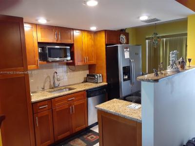 3099 NW 48th Ave 354, Lauderdale Lakes, Florida 33313, USA