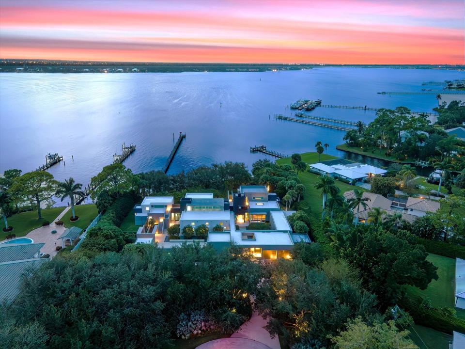 1924 NW Shore Terrace, Stuart, Florida 34994, Estados Unidos