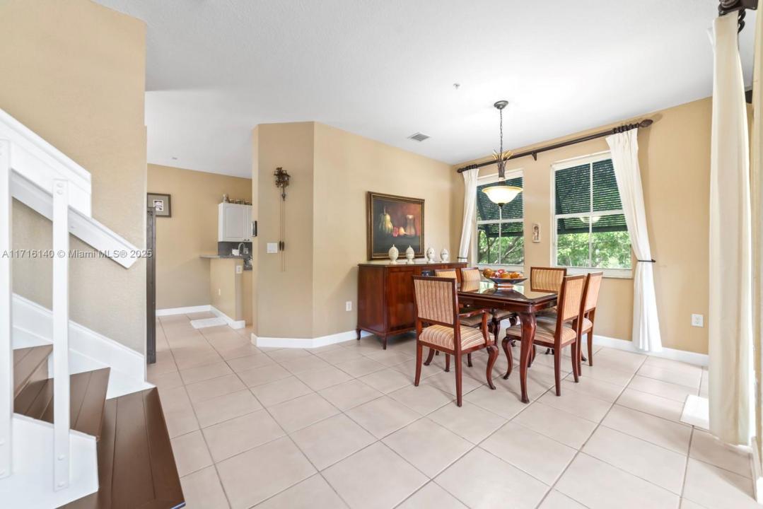 160 Jacaranda Country Club Dr 201, Plantation, Floride 33324, États-Unis