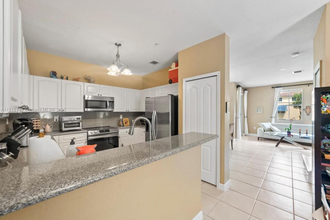 160 Jacaranda Country Club Dr 201, Plantation, Floride 33324, États-Unis