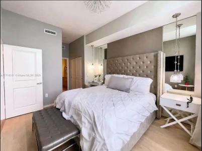 300 S Australian Ave 1506, West Palm Beach, Florida 33401, USA