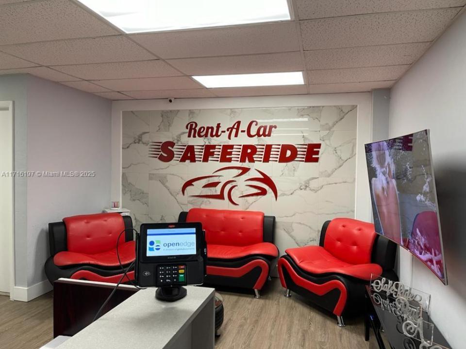 4121 NW 25th St, Miami, Florida 33142, HOA KỲ