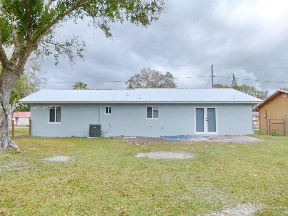 738 NW 21st Lane, Okeechobee, פלורידה 34972, ארצות הברית של אמריקה