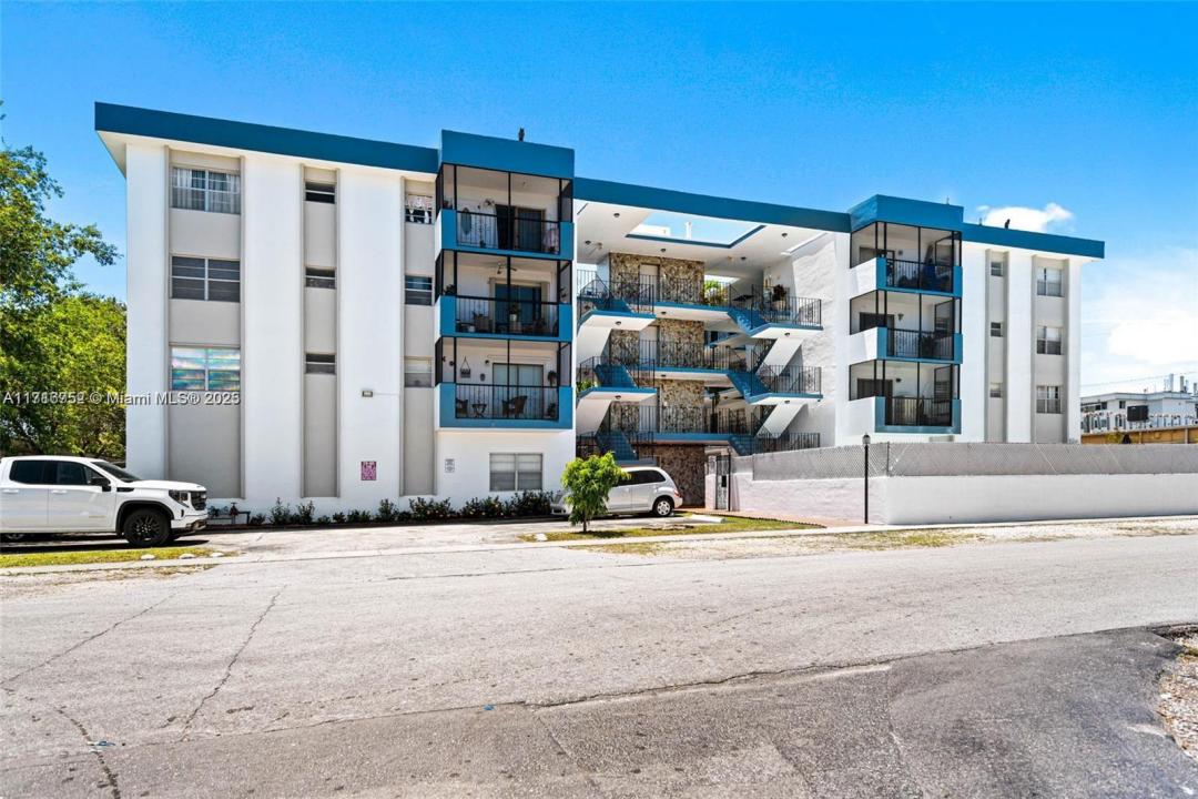 1230 NE 139th St 304, North Miami, فلوريدا 33161, الولايات المتحدة