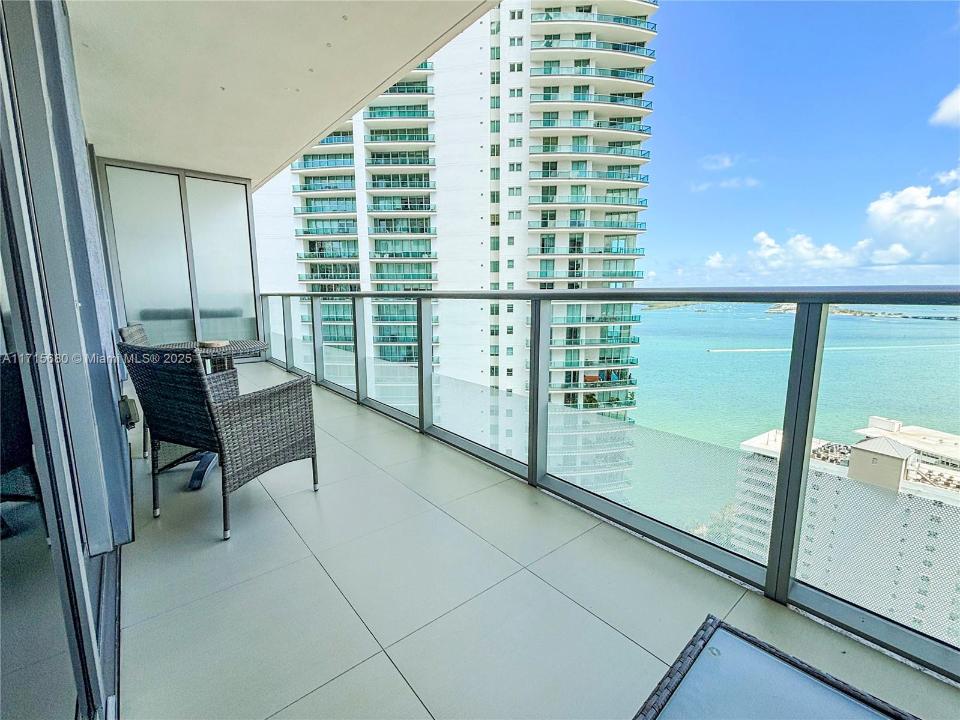 1300 Brickell Bay Dr 2707, Miami, 플로리다 33131, 미국
